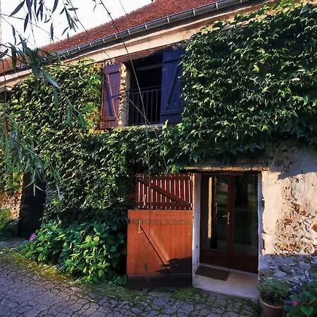 De Chateaurenard Apartment *